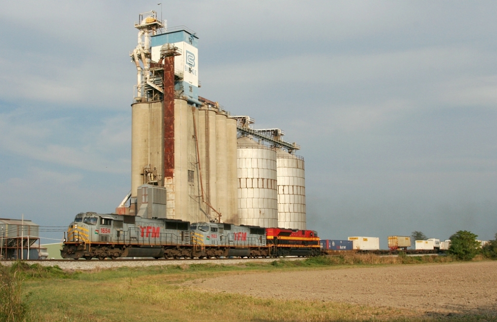 KCS WB intermodal 